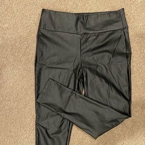 Kendall & Kylie faux leather leggings